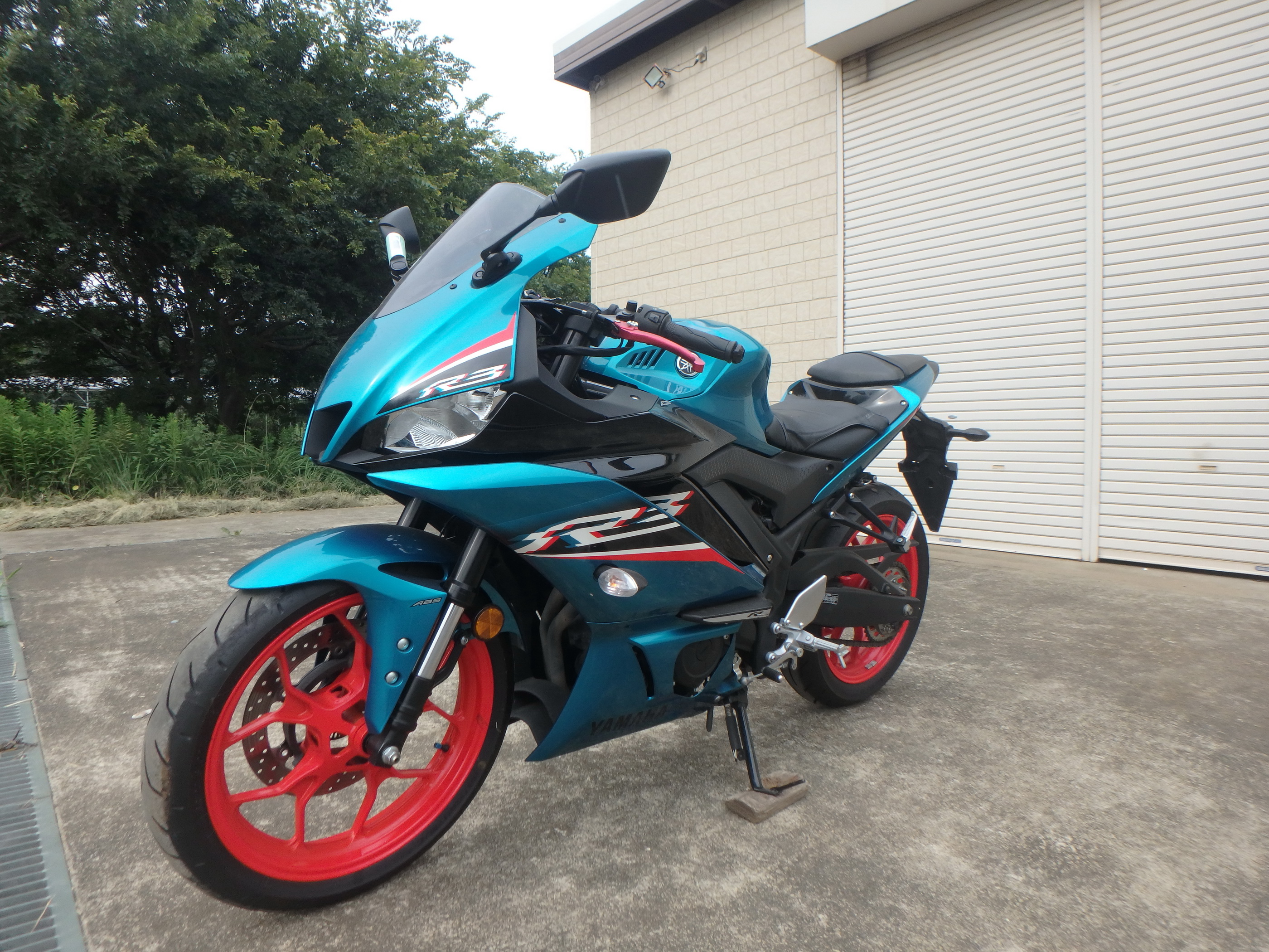 Купить мотоцикл Yamaha YZF-R3 2021 фото 13