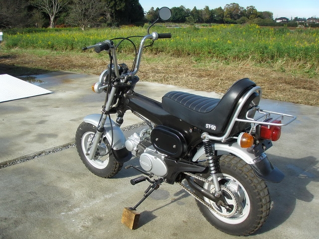 РњРѕРїРµРґ Honda Dax