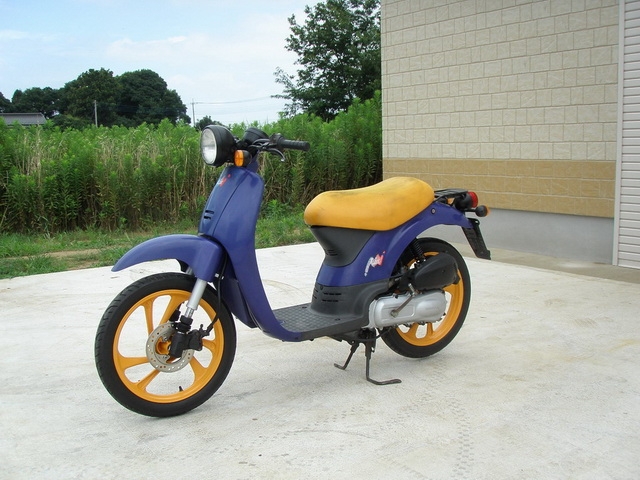 Скутер Honda с большими колесами
