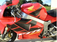 �������� �� ������ �������� Honda VTR1000SP-1 2001 ���� 13