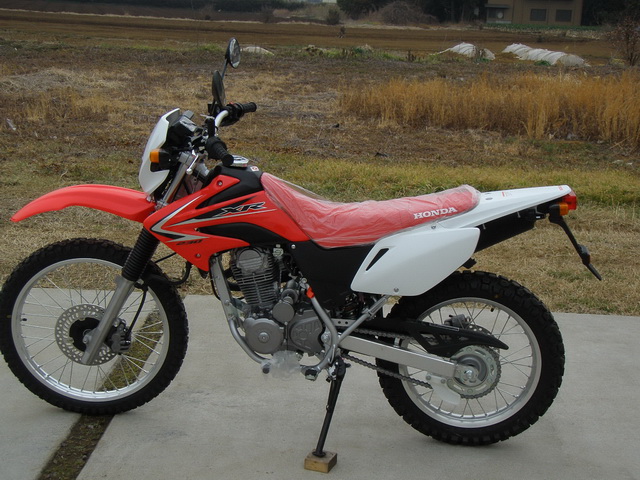 Мотоцикл Honda XR 230R 2010 обзор