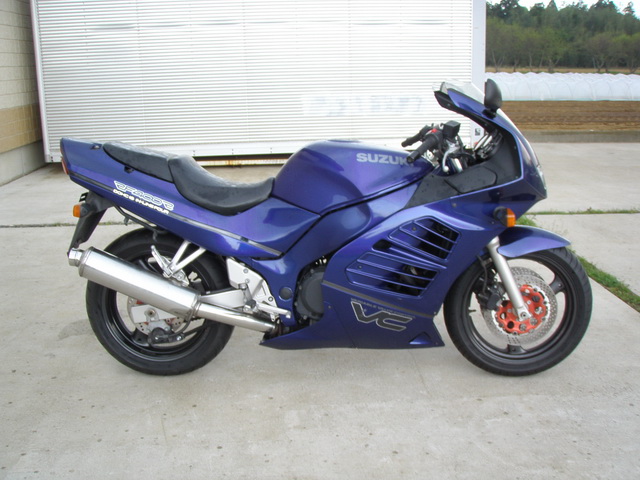 Сузуки 400 купить бу. Suzuki RF 400. Suzuki rf400rv. Suzuki rf400 1994. Suzuki RF 400rr.