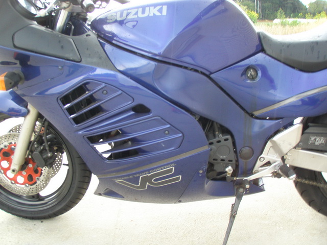 Suzuki rf400rv