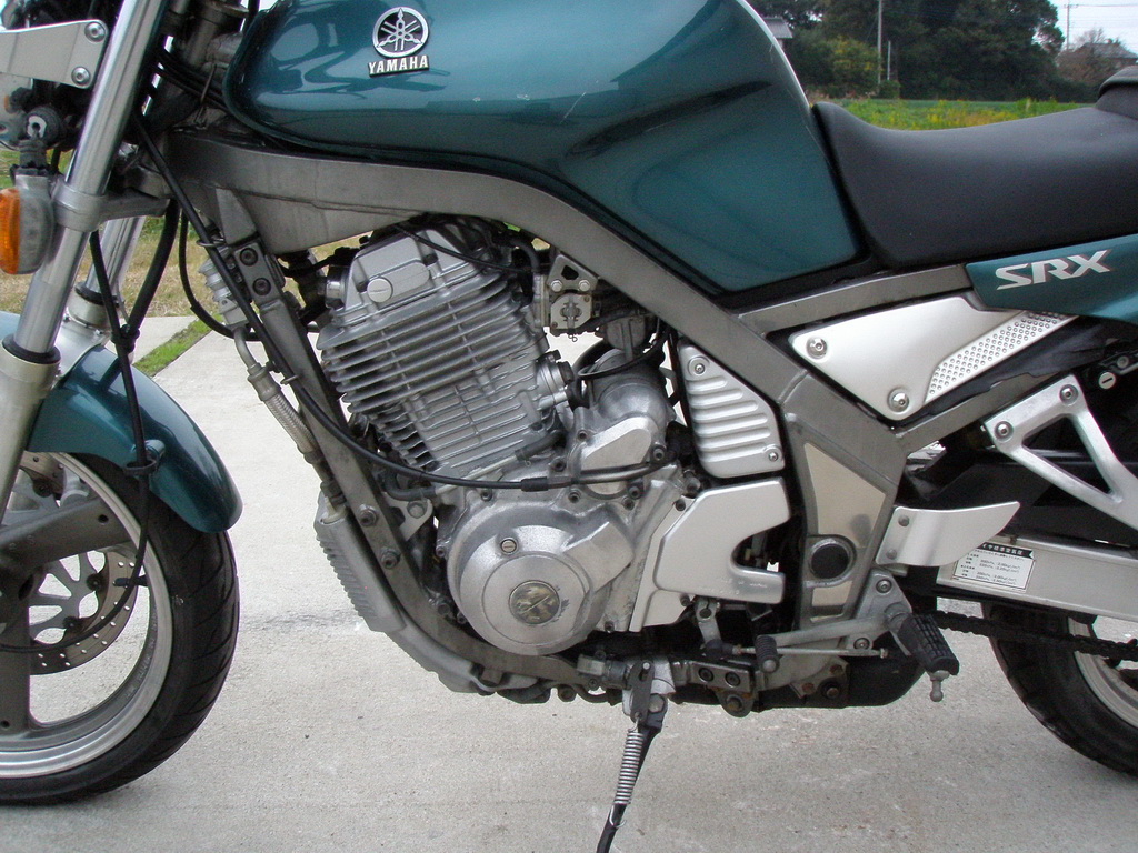 SRX 400 Black