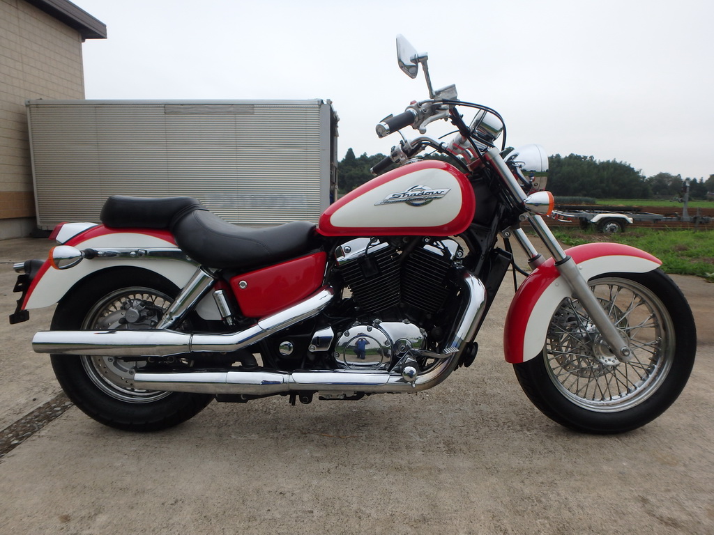 Хонда шадоу 1100. Honda Shadow 1100 Classic. Хонда шадов 1100 Классик. Honda Shadow 1100 кубов