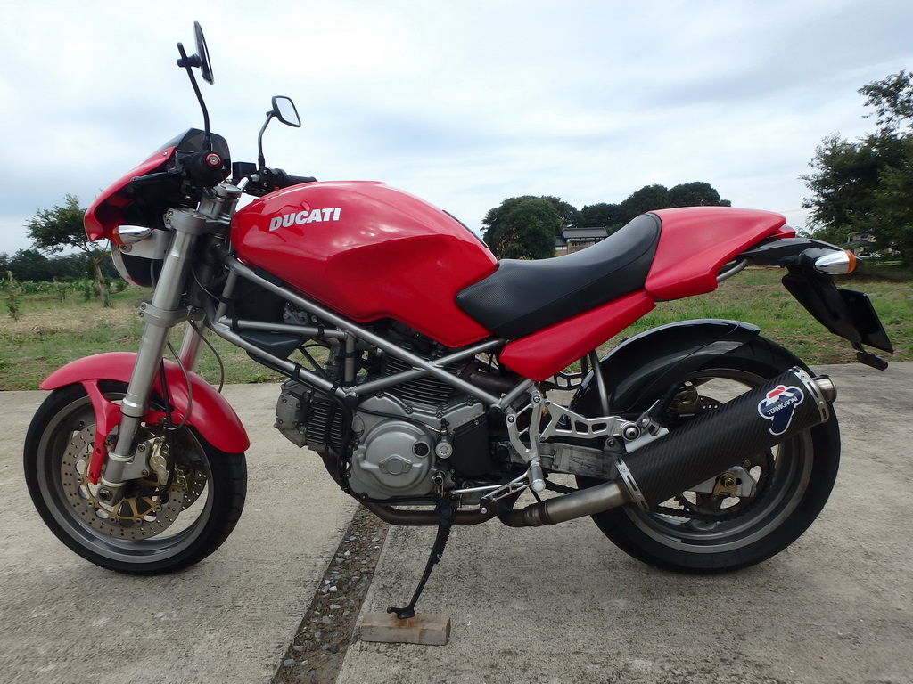 Ducati Monster 757