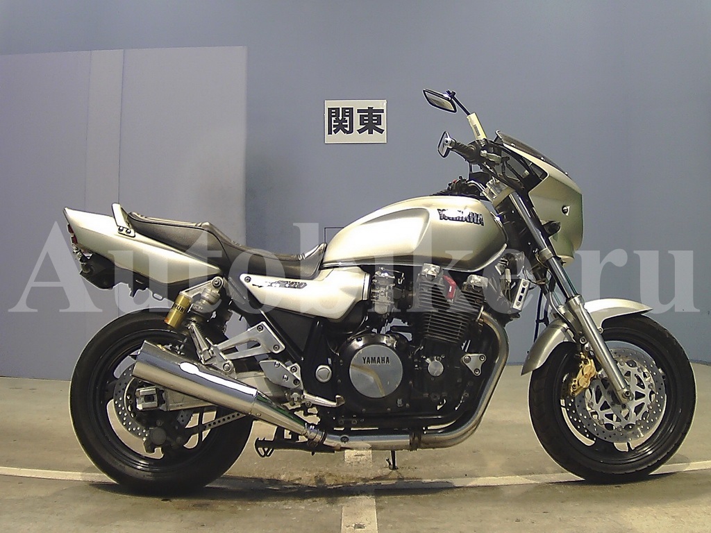 Обзор мотоцикла Yamaha XJR 1200