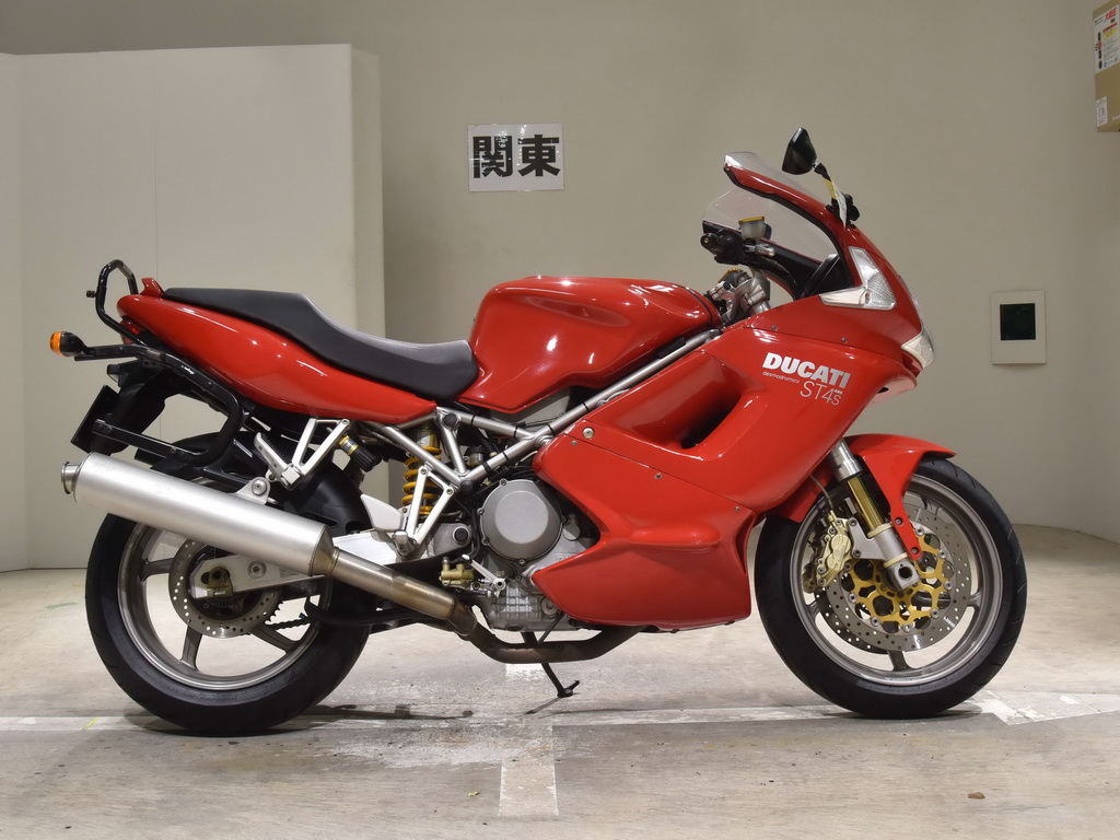 Дукати st4s