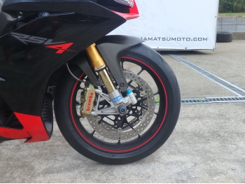     Aprilia RSV-4 Factory 2009  19