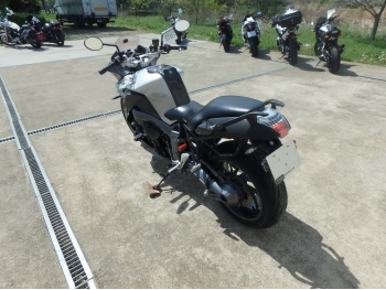     BMW K1300R 2009  10