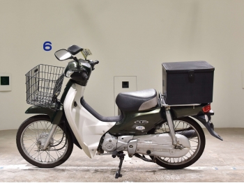     Honda C50-2 Super Cub 2015  1