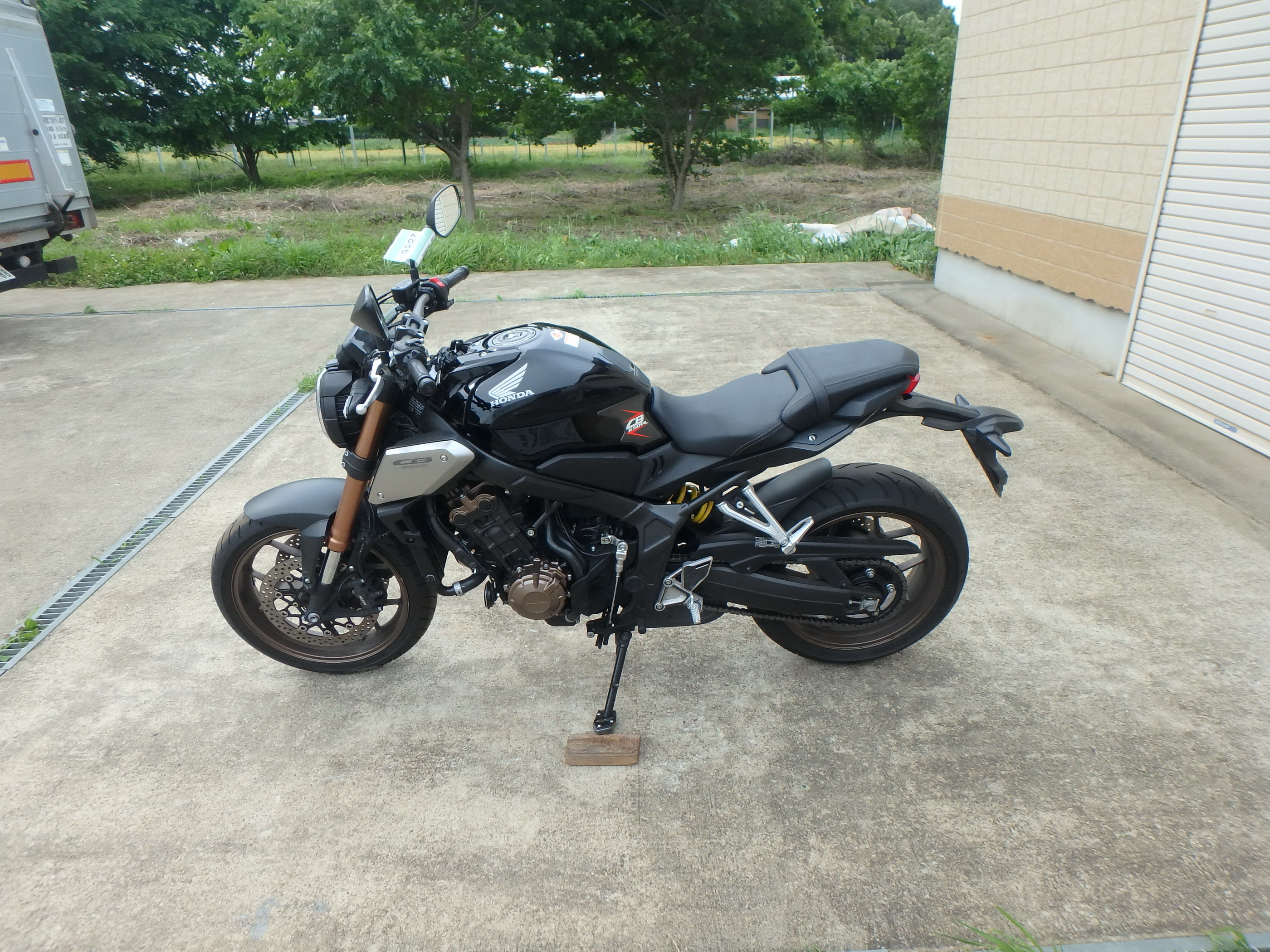Купить мотоцикл Honda CB650R 2019 фото 12