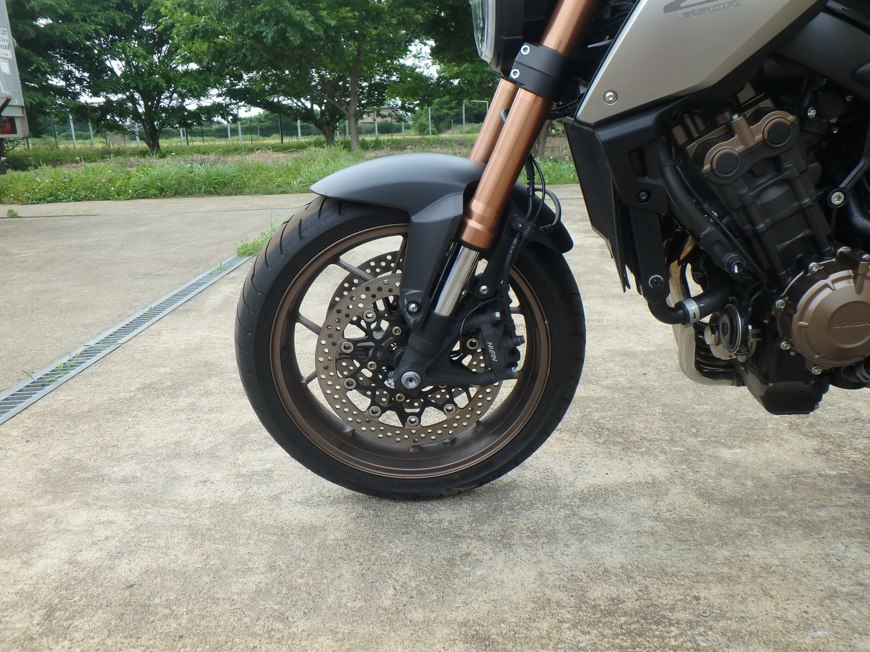 Купить мотоцикл Honda CB650R 2019 фото 14