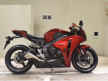     Honda CBR1000RR-2 2008  2