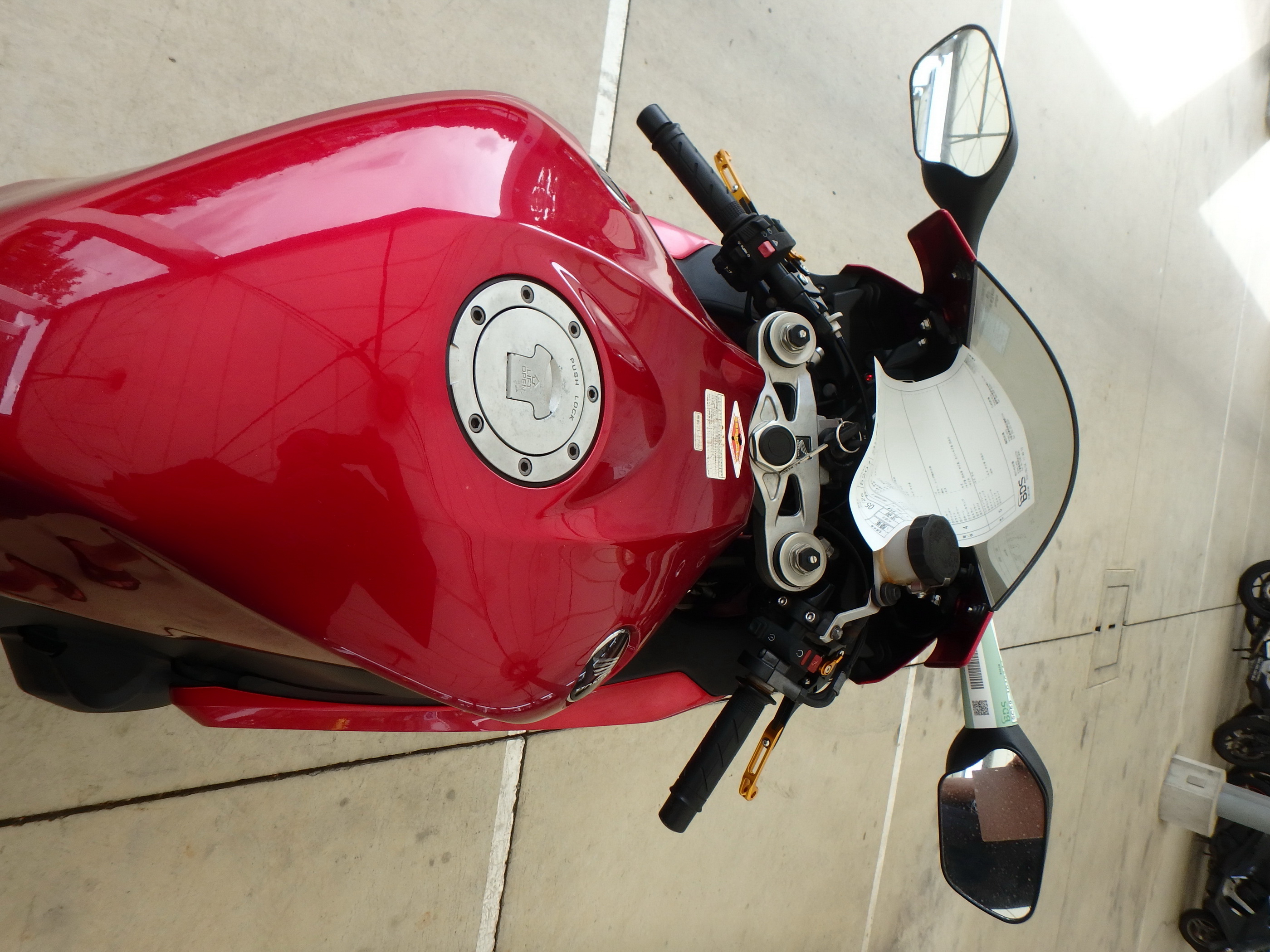 Купить мотоцикл Honda CBR1000RR-2 2008 фото 22