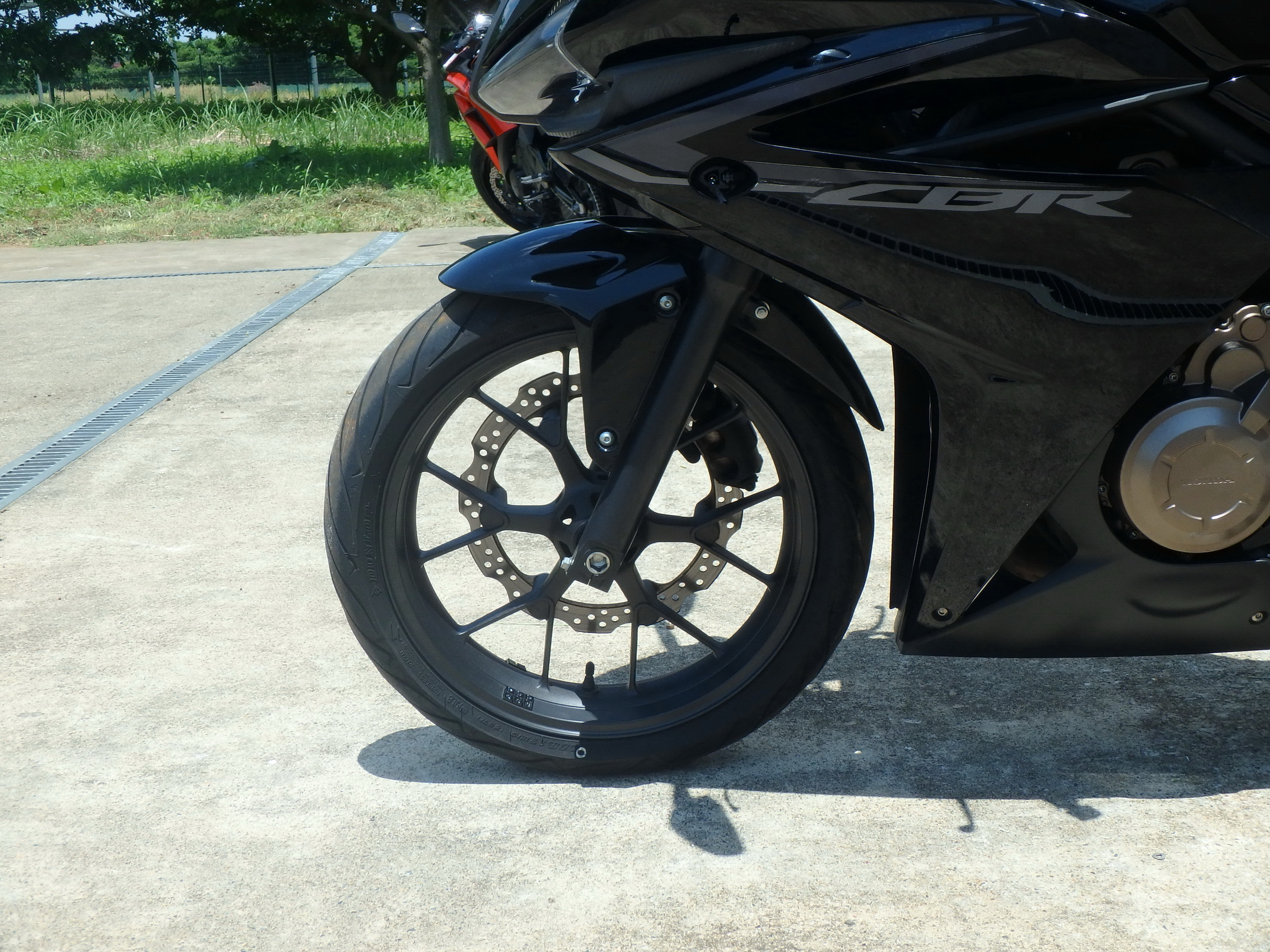 Купить мотоцикл Honda CBR400R 2016 фото 14