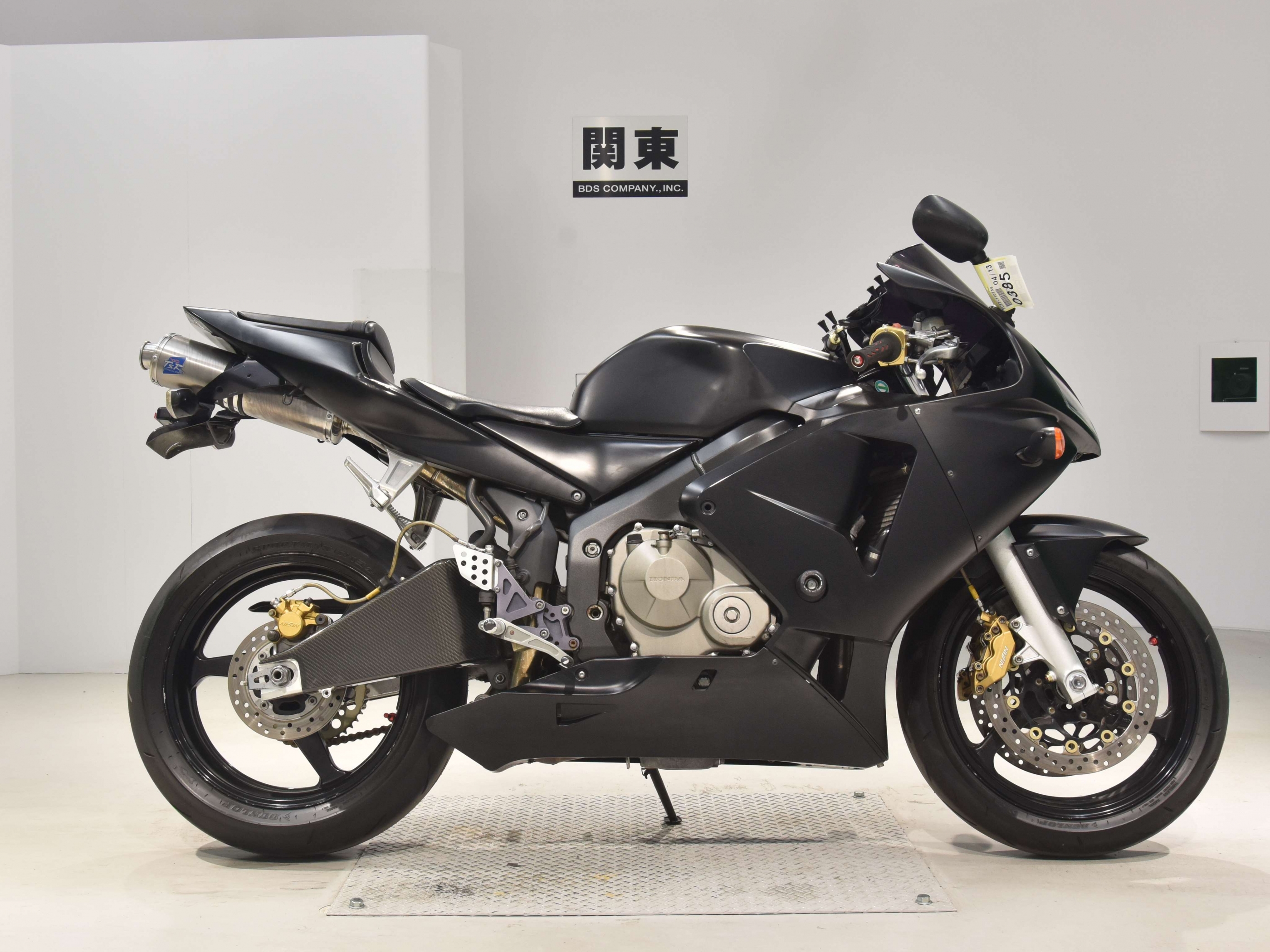 Купить мотоцикл Honda CBR600RR 2004 фото 2