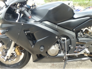     Honda CBR600RR 2004  15