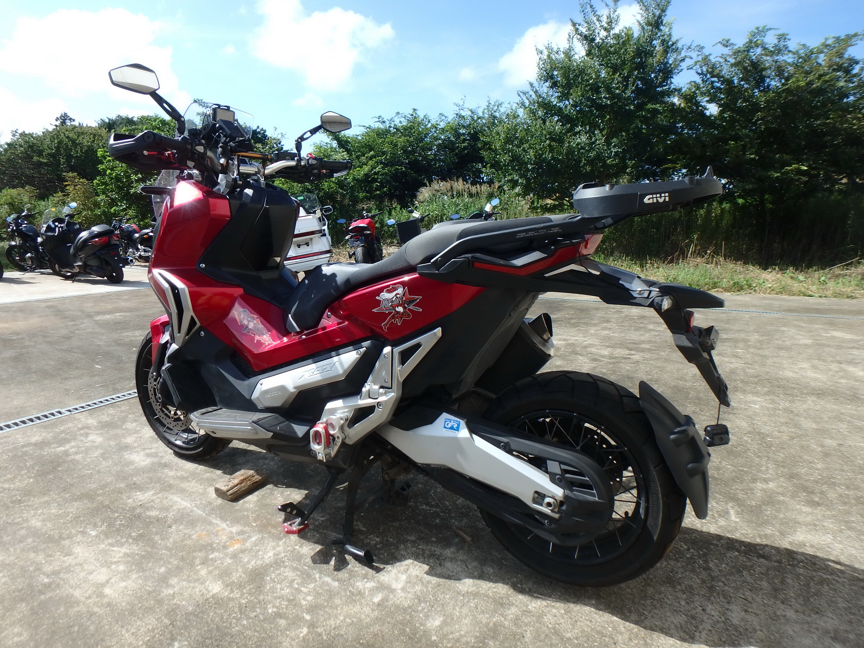 Купить мотоцикл Honda X-ADV 2018 фото 11
