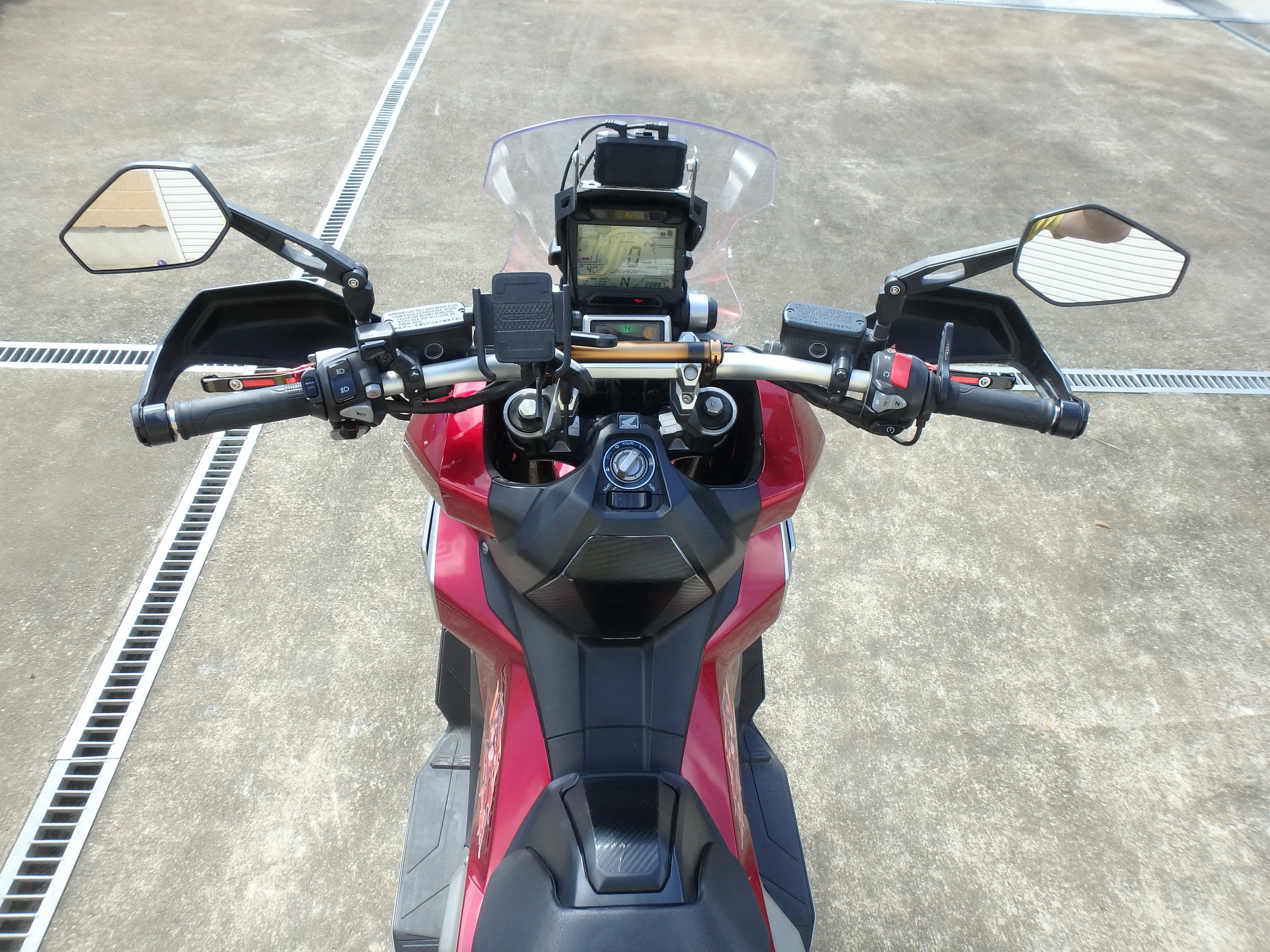 Купить мотоцикл Honda X-ADV 2018 фото 22