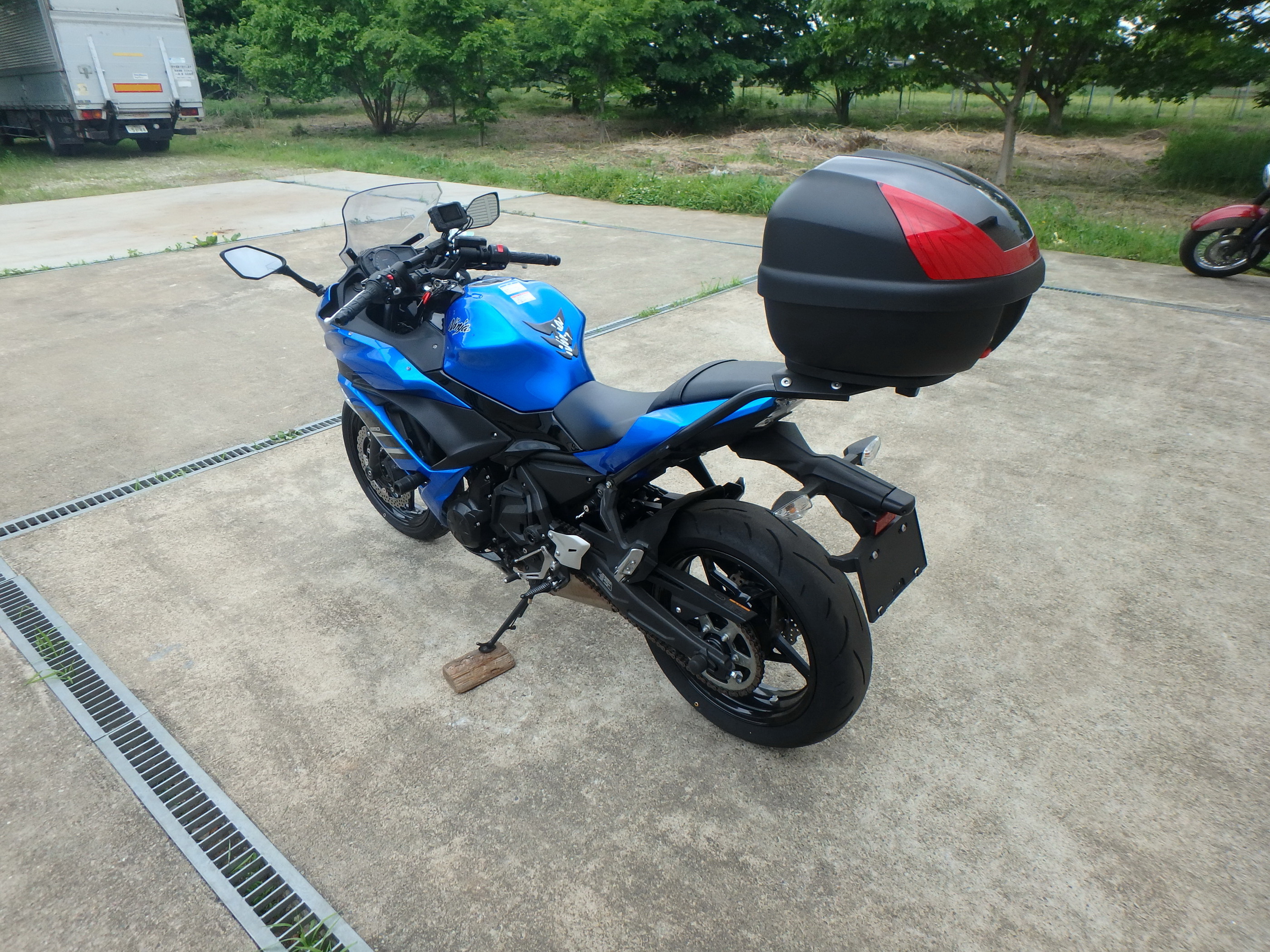 Купить мотоцикл Kawasaki Ninja650A ER-6F ABS 2018 фото 11