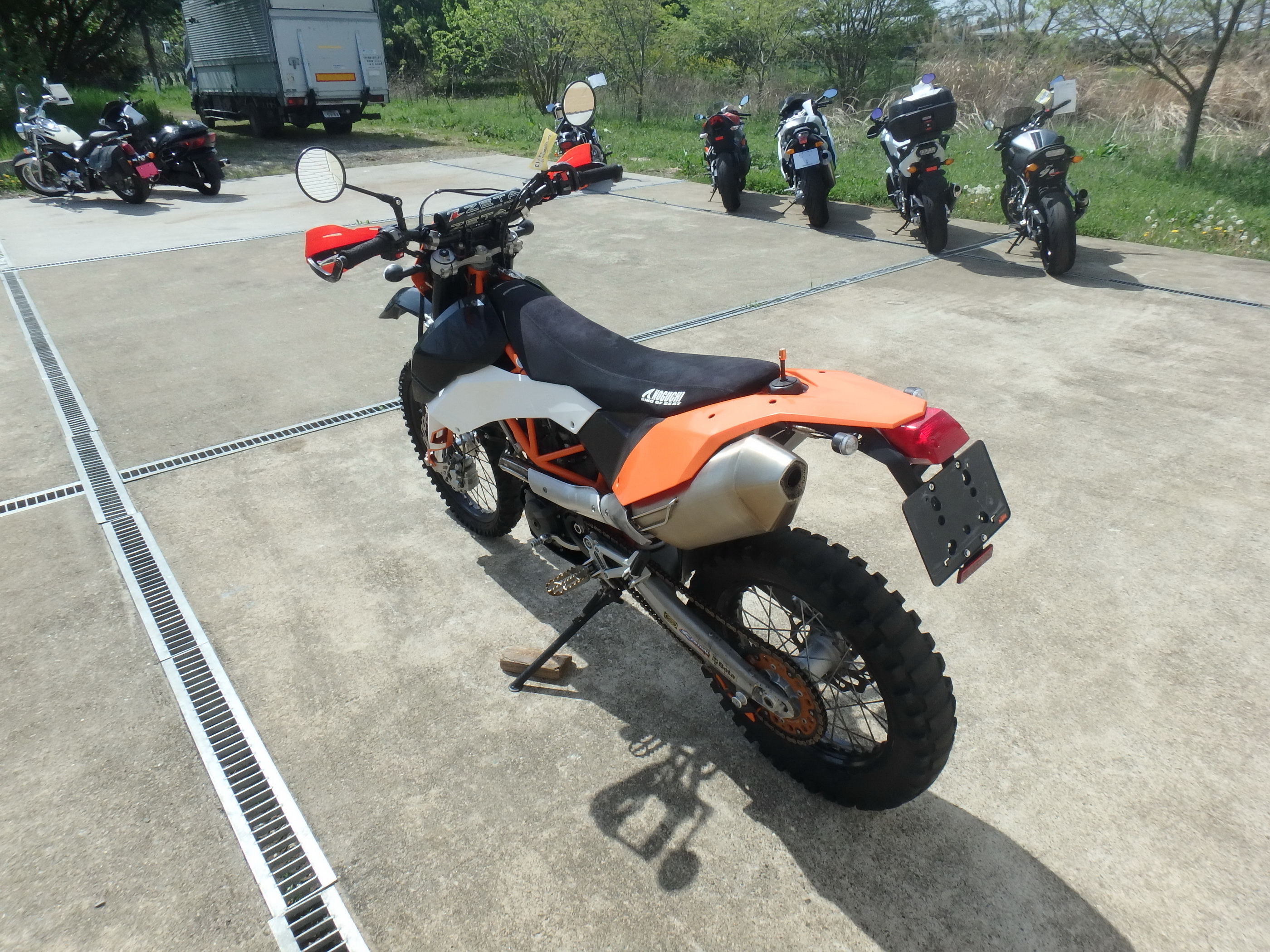  KTM 690 Enduro R KTM 690 Enduro R 