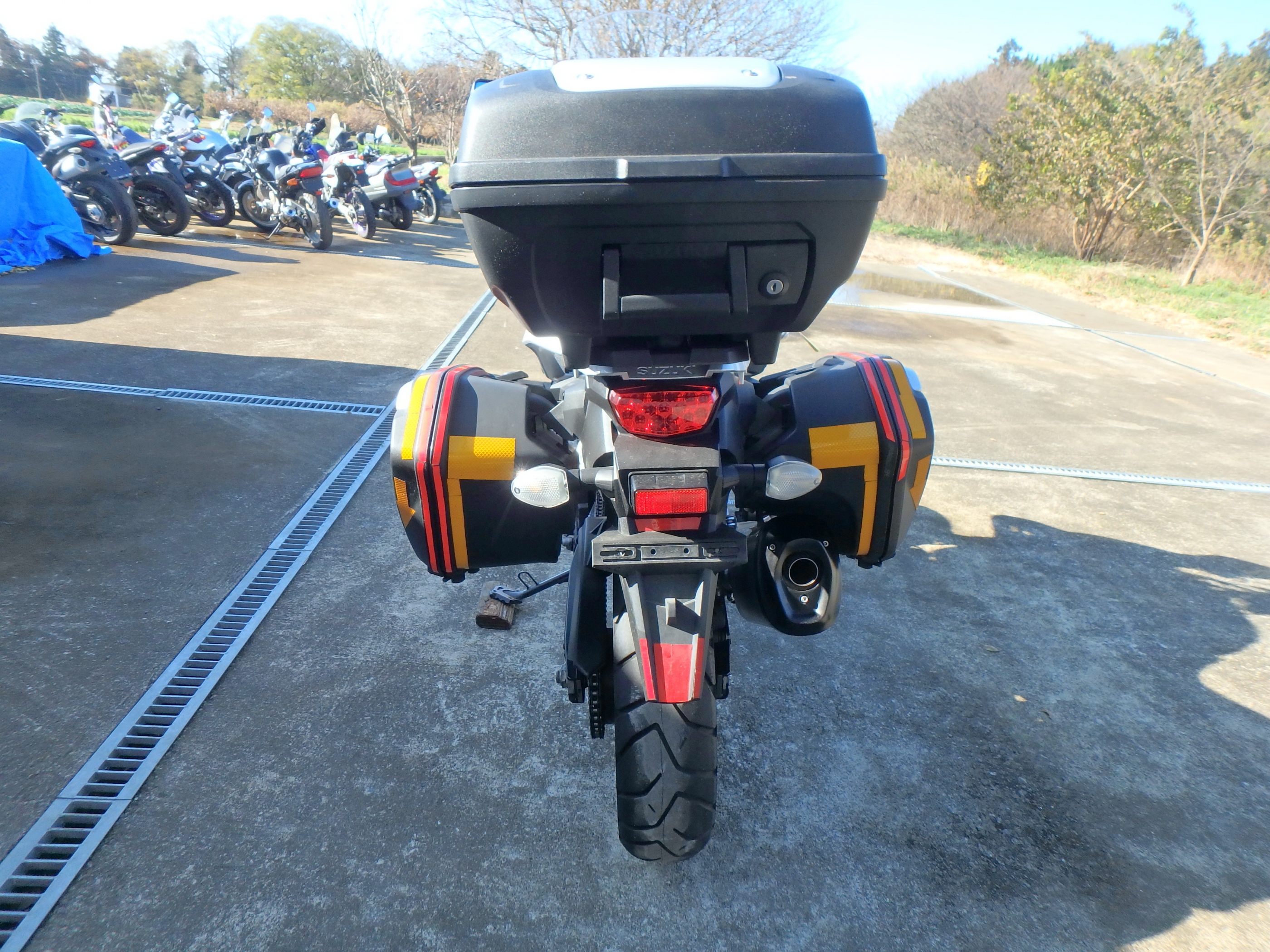 Купить мотоцикл Suzuki DL1000 V-strom1000 2014 фото 10