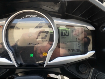     Yamaha FJR1300A 2014  17