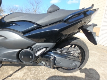     Yamaha XP500 T-Max500 2011  16