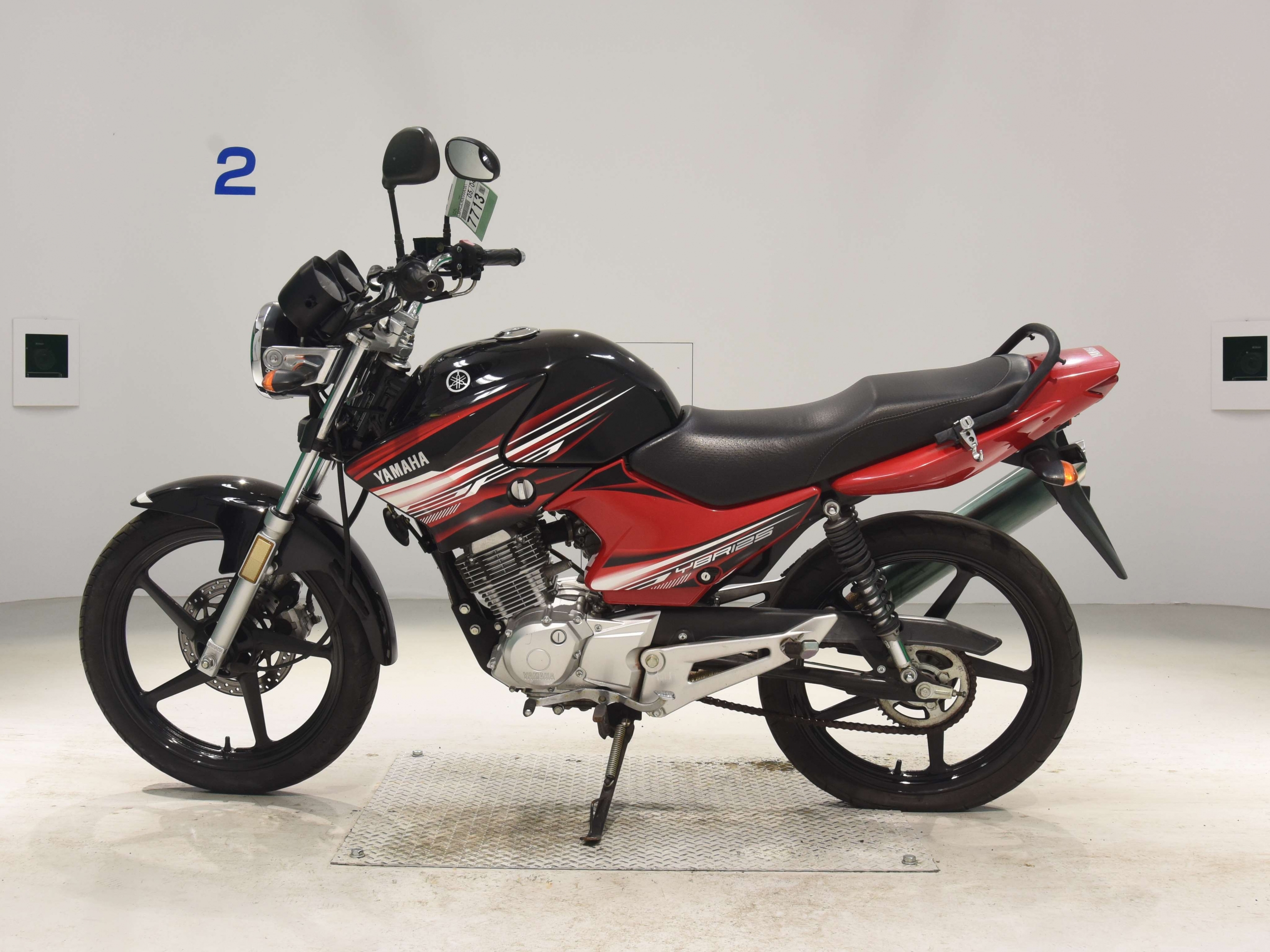 Купить мотоцикл Yamaha YBR125 2014 фото 1