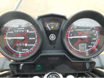     Yamaha YBR125 2014  20