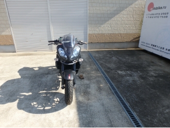     Aprilia Tuono1000 R 2007  6