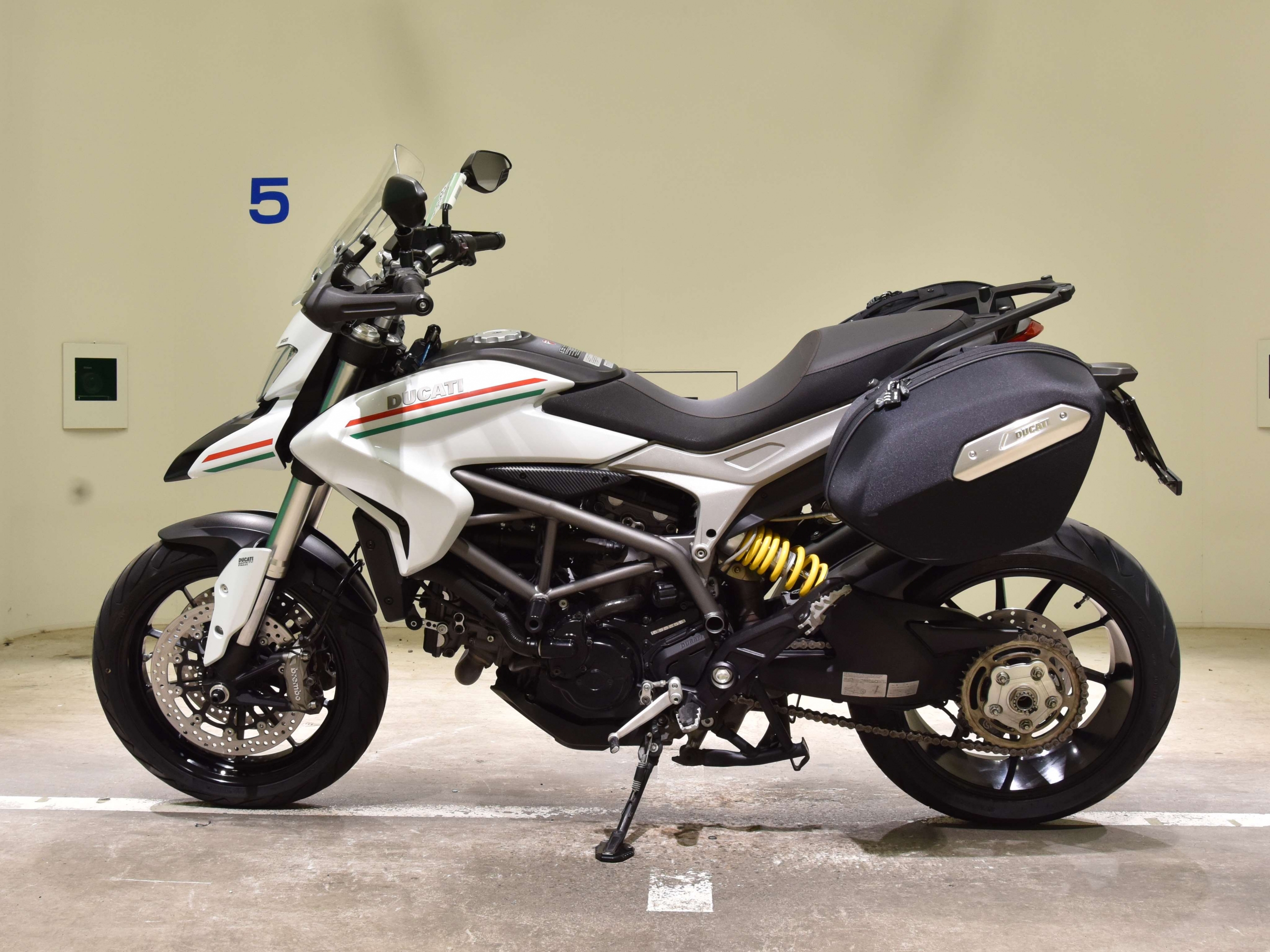 Купить мотоцикл Ducati Hyperstrada820 2013 фото 1
