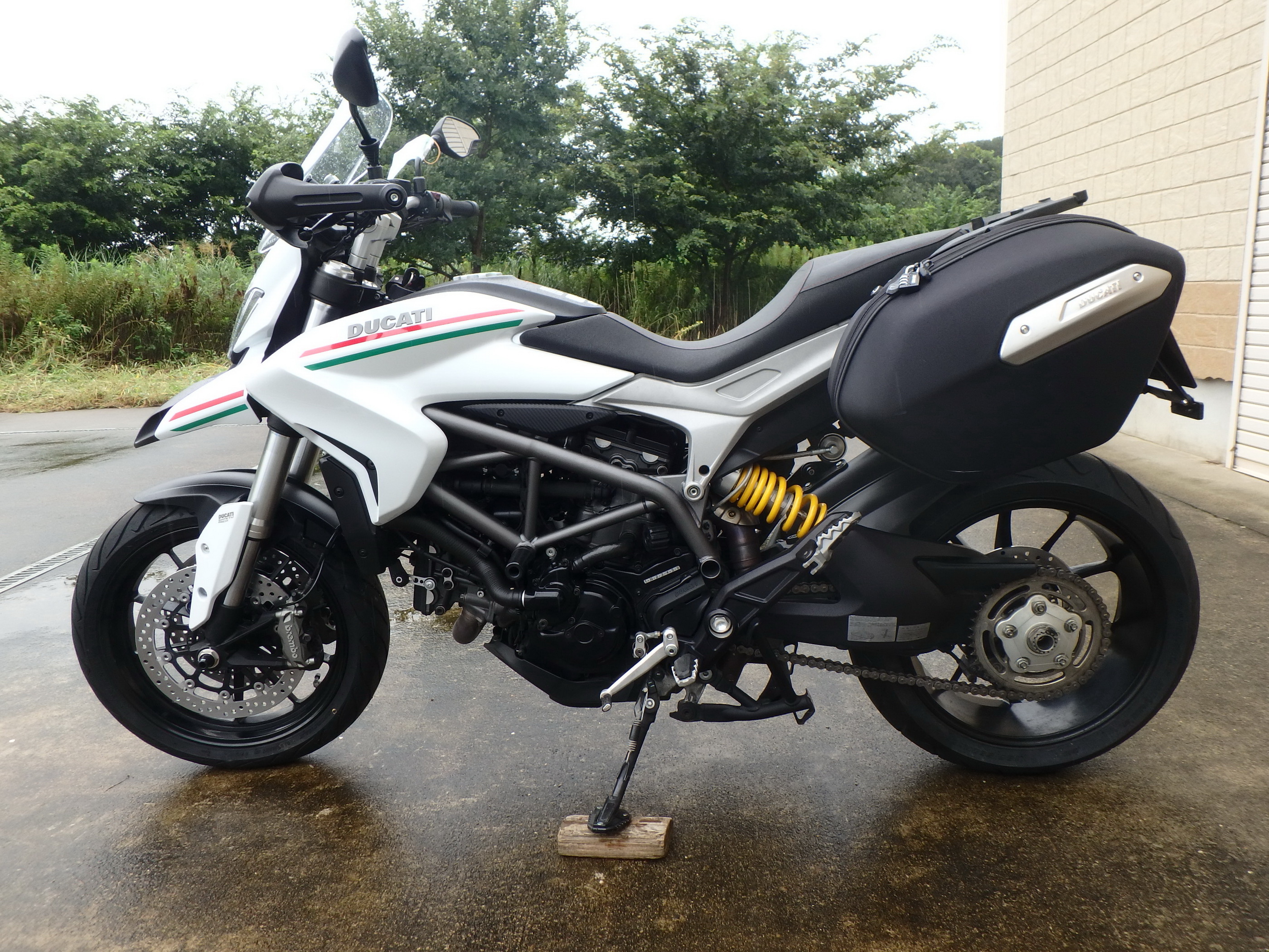 Купить мотоцикл Ducati Hyperstrada820 2013 фото 12