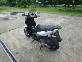     Gilera Runner ST200 2008  11