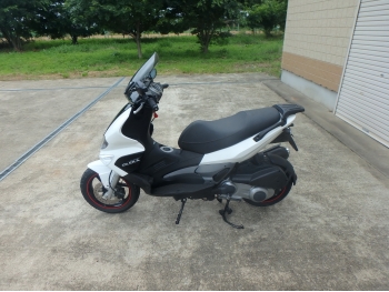     Gilera Runner ST200 2008  12