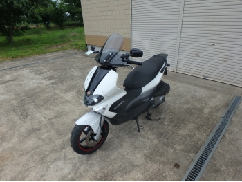     Gilera Runner ST200 2008  13