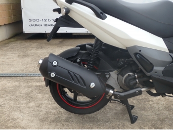     Gilera Runner ST200 2008  17