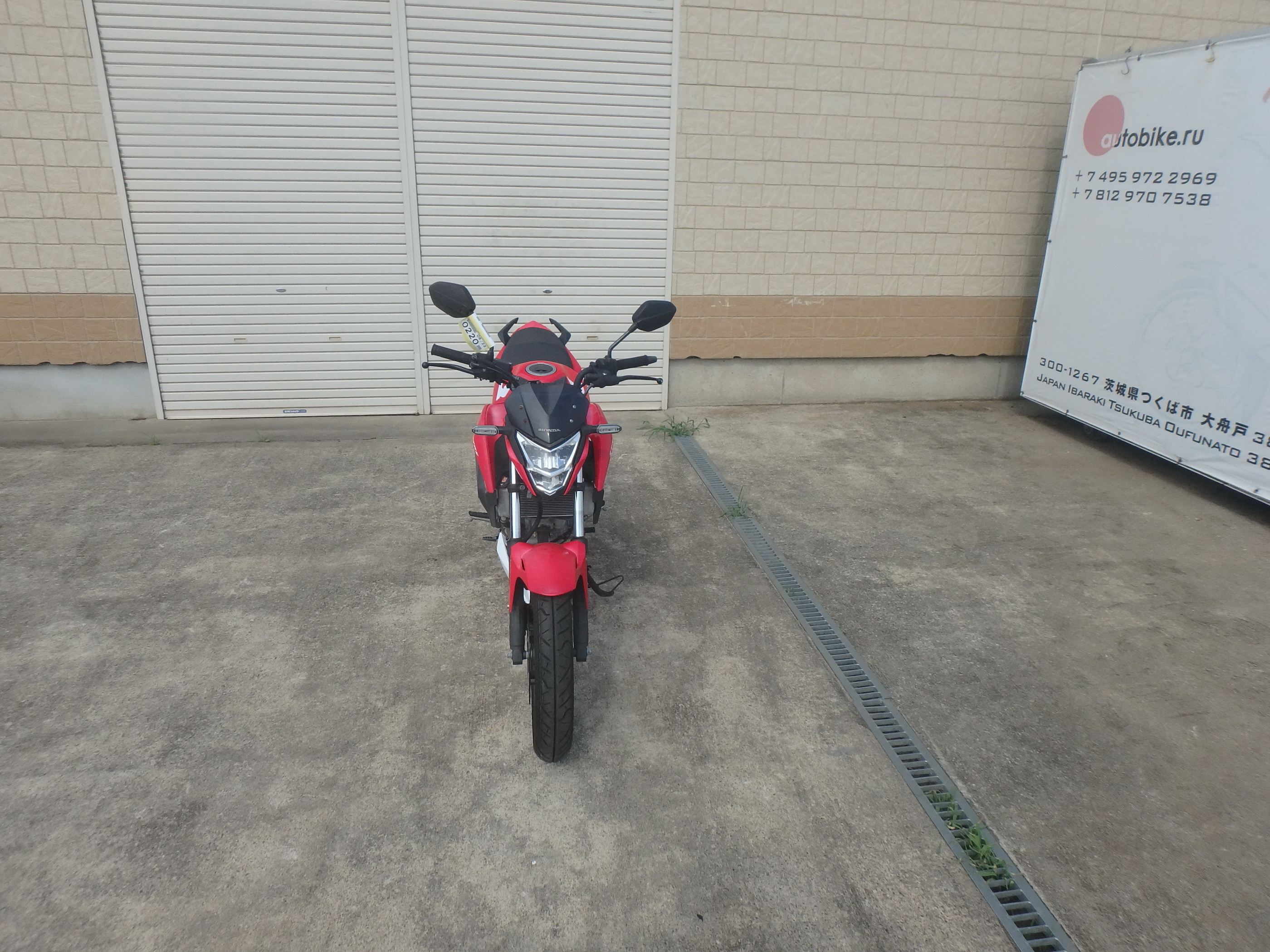 Купить мотоцикл Honda CB150R 2016 фото 6