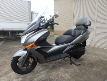 Заказать из Японии мотоцикл Honda SilverWing600 GT 2015 фото 12