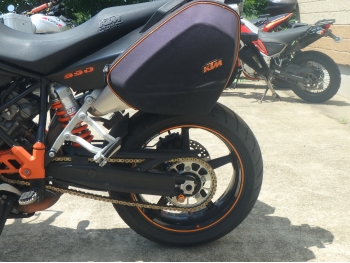 Заказать из Японии мотоцикл KTM 990 Supermoto T 2010 фото 16