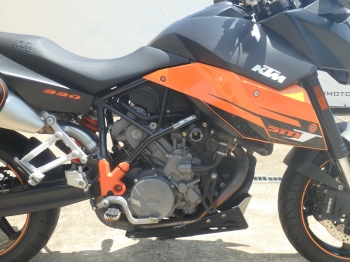     KTM 990 Supermoto T 2010  20