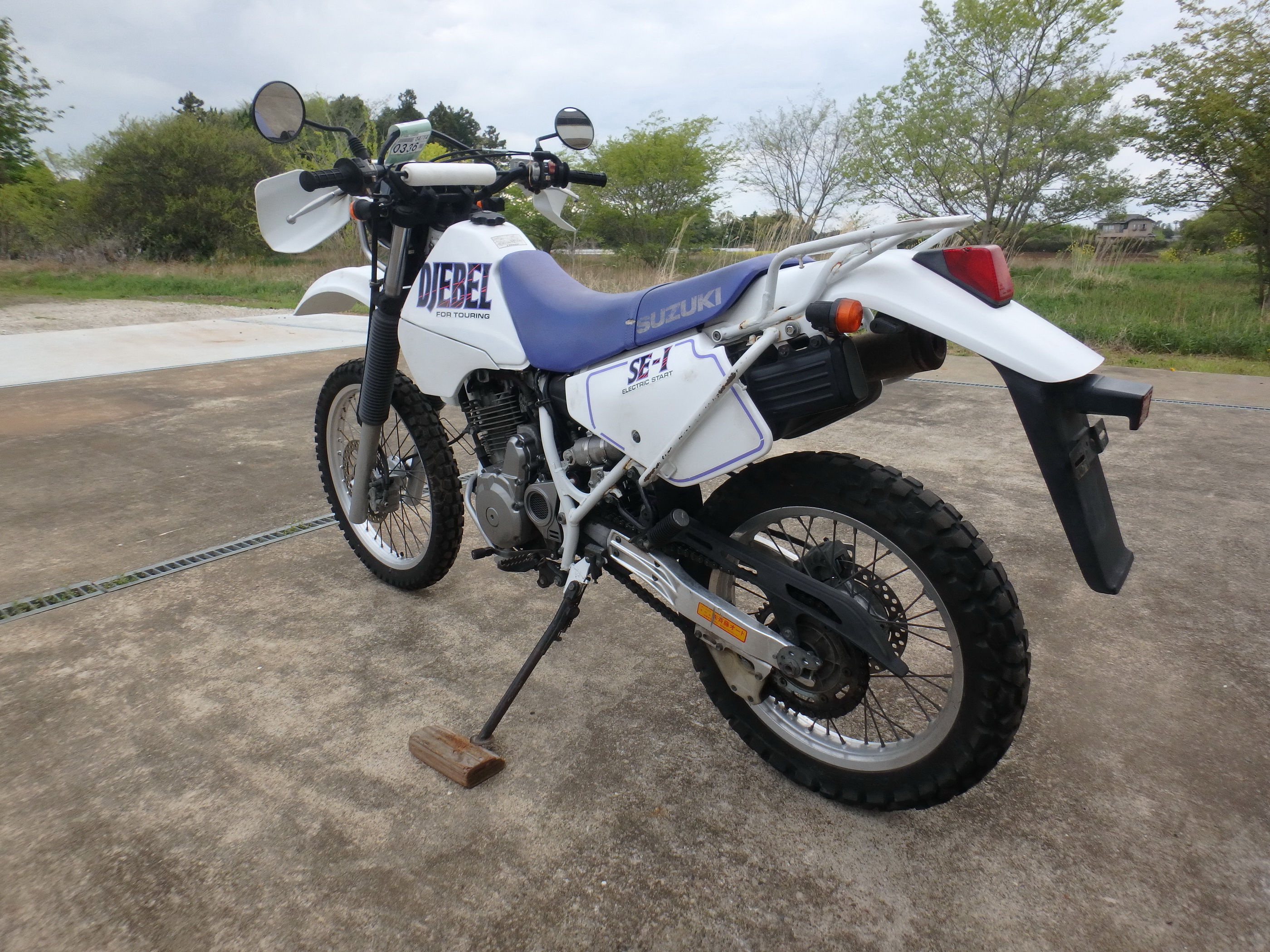 Купить мотоцикл Suzuki DR250 Djebel250 1993 фото 11