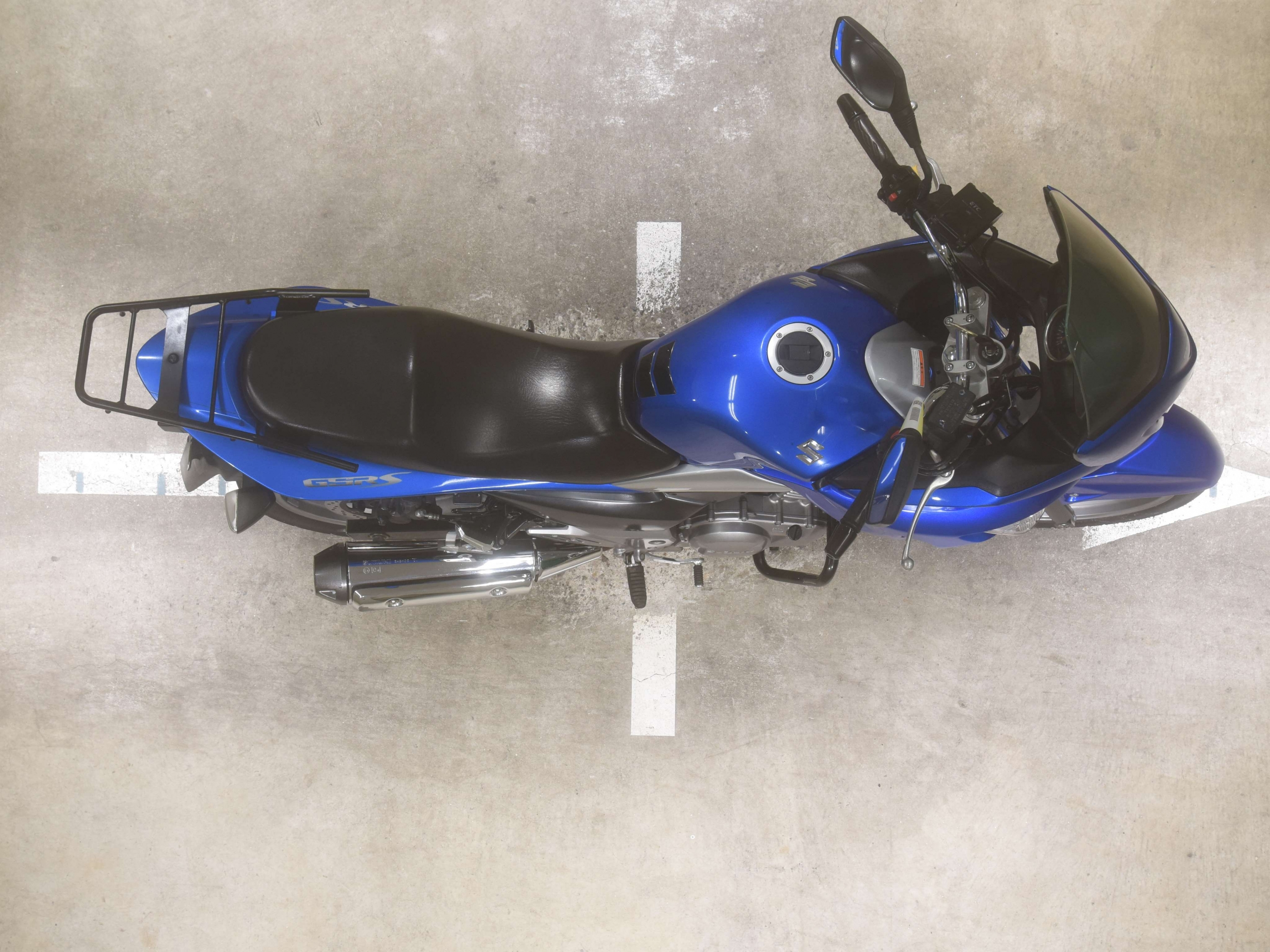 Купить мотоцикл Suzuki GSR250S 2018 фото 3