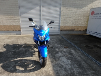     Suzuki GSR250S 2018  6