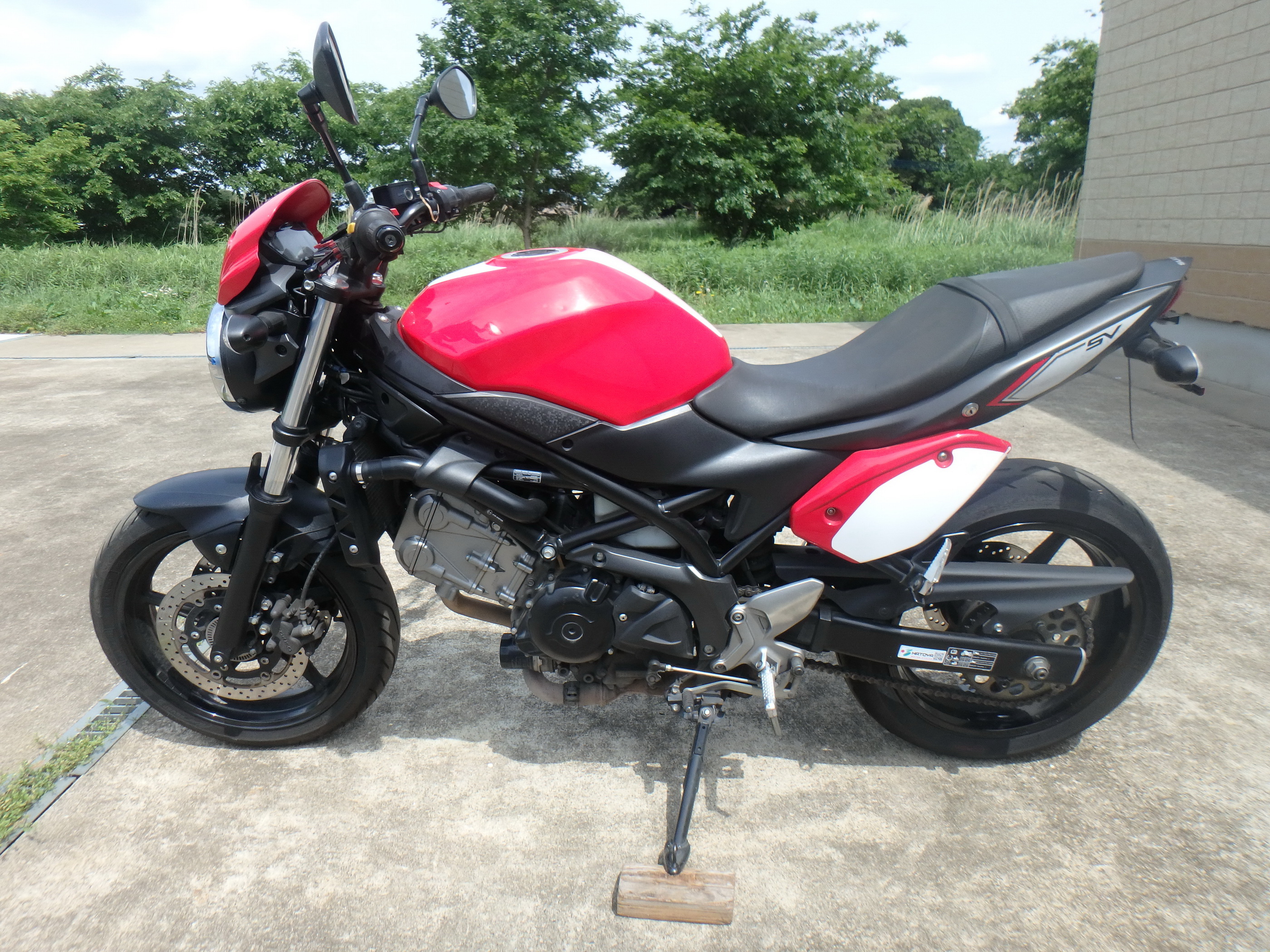 Купить мотоцикл Suzuki SV650A 2016 фото 11