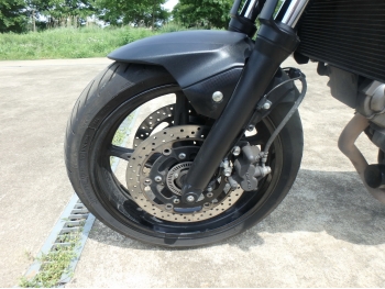     Suzuki SV650A 2016  13