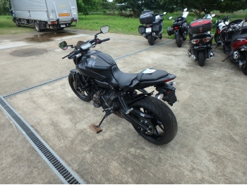 Заказать из Японии мотоцикл Yamaha MT-07 FZ07 2017 фото 11