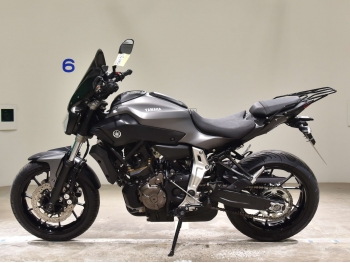     Yamaha MT-07 FZ07 2014  1