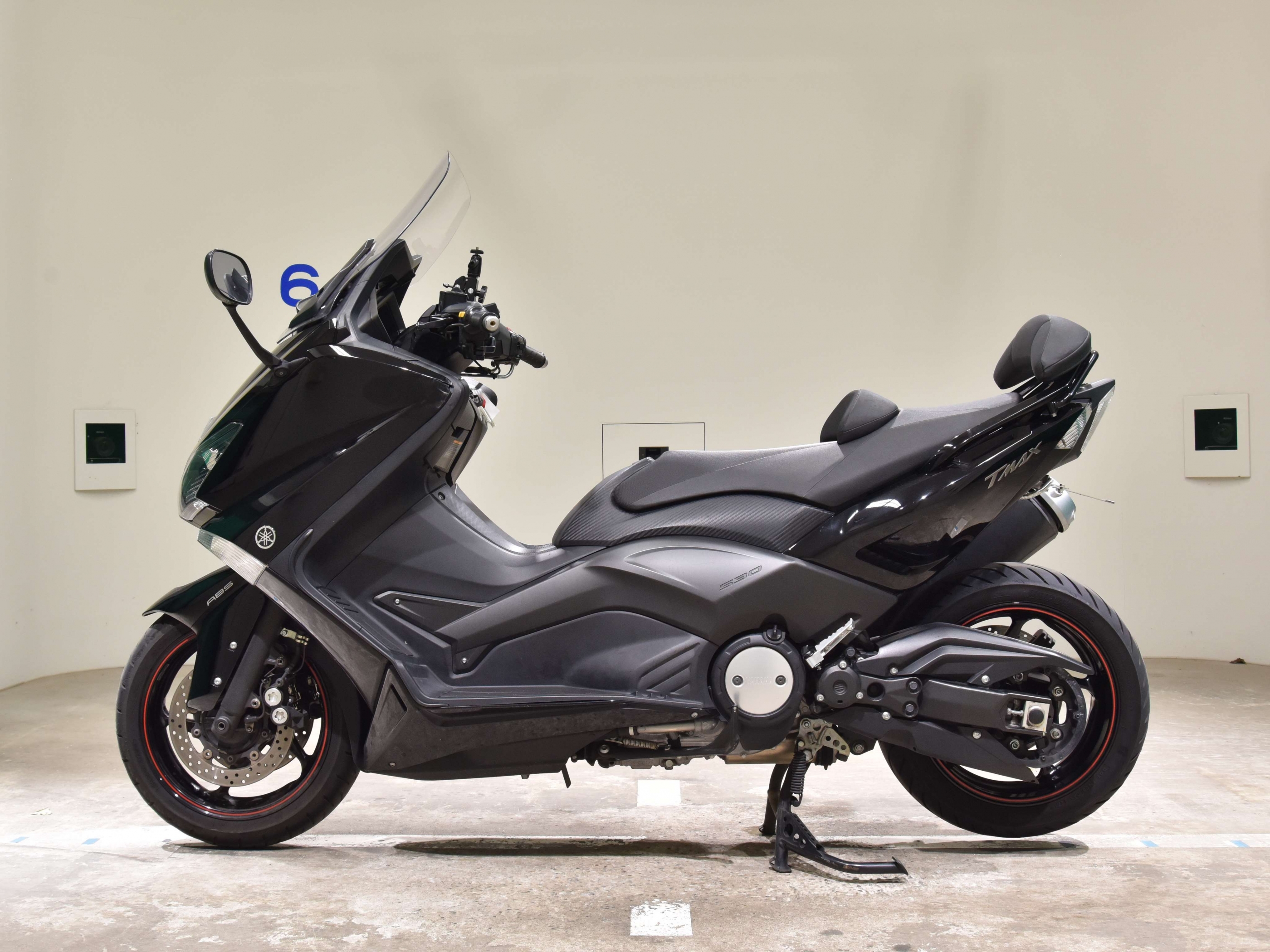 Купить мотоцикл Yamaha XP530 T-Max530A 2014 фото 1